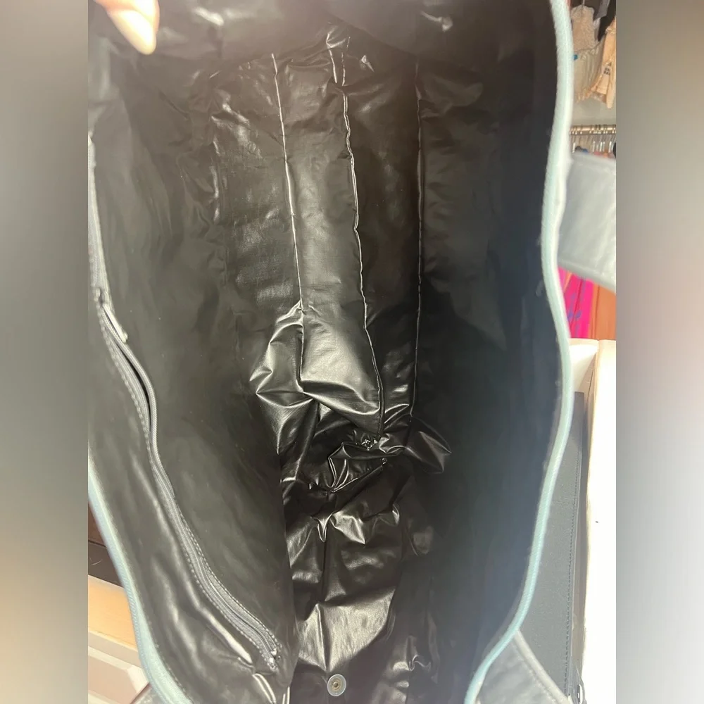 NEWS39°C brand overnight/travel bag
